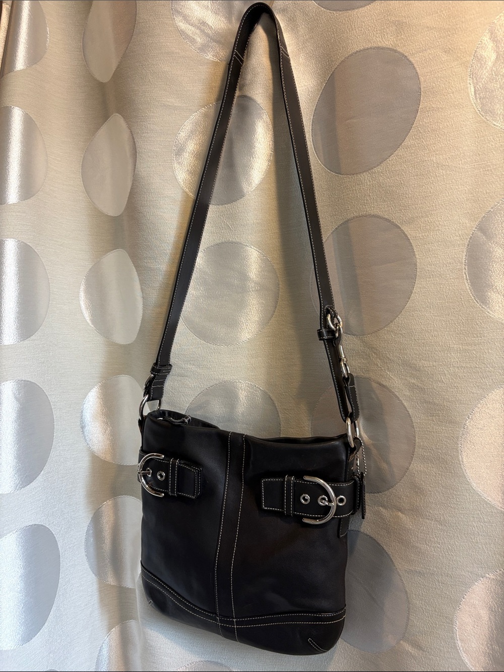 Vintage Y2K Coach Soho Slim Duffle Black Leather Crossbody Bag 1452